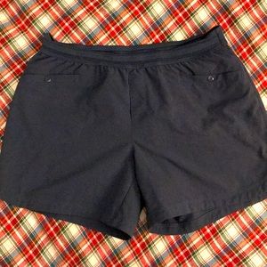 Mountain Hardwear hiking shorts scrambler